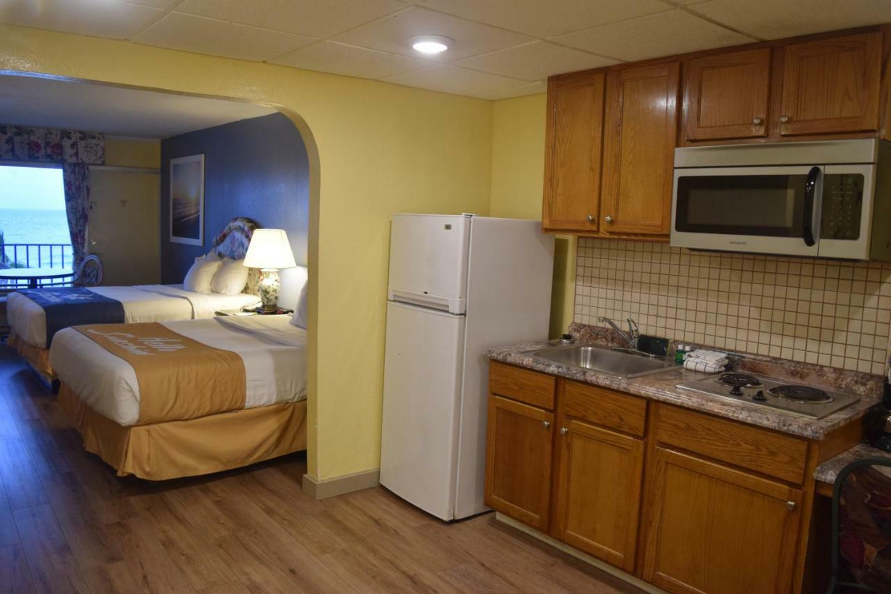 Days Inn By Wyndham Panama City Beach/Ocean Front Ngoại thất bức ảnh