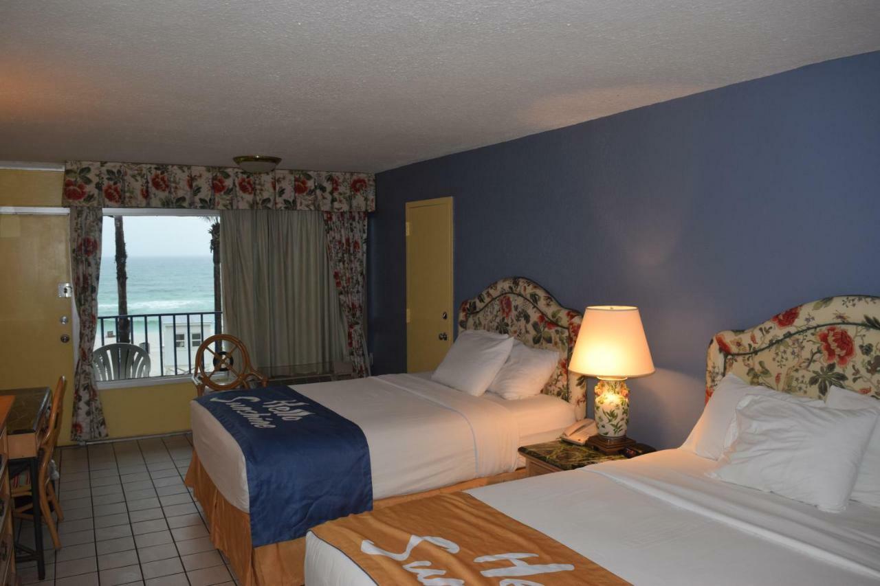 Days Inn By Wyndham Panama City Beach/Ocean Front Ngoại thất bức ảnh
